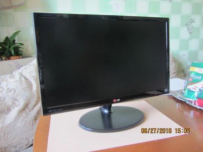 Лот: 7771406. Фото: 1. Монитор 22" широкоформатный Full... ЖК-мониторы