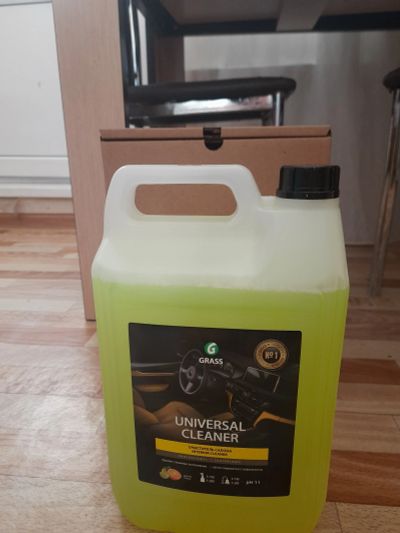 Лот: 19056016. Фото: 1. Очиститель салона "Universal cleaner... Средства по уходу