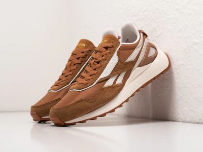 Лот: 24978516. Фото: 1. Кроссовки Reebok Classic Leather... Кеды, кроссовки, слипоны