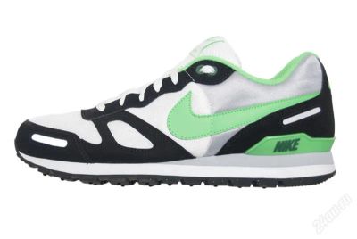 Лот: 1782692. Фото: 1. Nike waffle trainer..). Кеды, кроссовки, слипоны