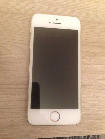 Лот: 9666764. Фото: 1. iPhone 5s 16. Смартфоны