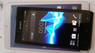 Лот: 7543319. Фото: 1. Sony xperia j st26i. Кнопочные мобильные телефоны