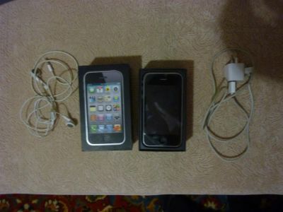 Лот: 3456962. Фото: 1. iphone 3gs, 8gb, black. Смартфоны