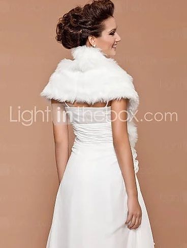 Лот: 4053105. Фото: 1. меховая свадебная шаль. Другое (свадебная мода)