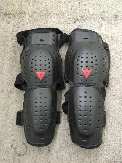 Лот: 11673203. Фото: 1. Защита голени, наколенники Dainese. Защита тела