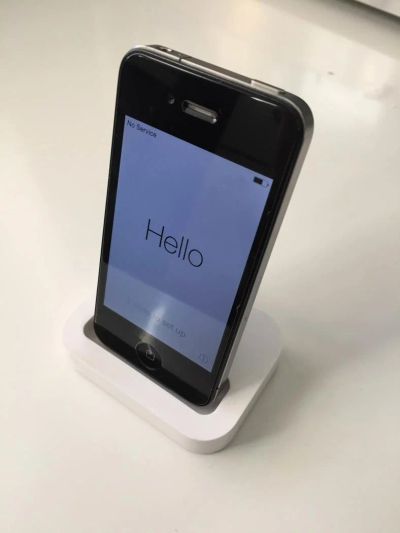 Лот: 6843205. Фото: 1. Iphone 4 8Gb. Смартфоны