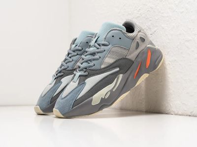 Лот: 19613677. Фото: 1. Кроссовки Adidas Yeezy Boost 700. Кеды, кроссовки, слипоны