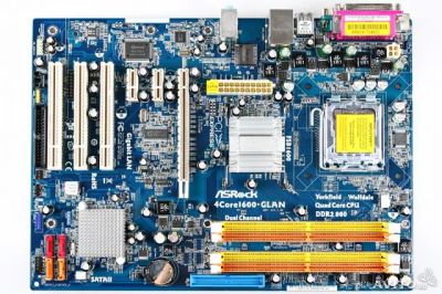 Лот: 6605113. Фото: 1. Материнская плата Asrock 4Core1600-GLAN. Материнские платы
