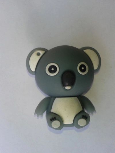 Лот: 9879186. Фото: 1. Подарочные резиновые флешки USB-флешки... Фигурки, статуэтки