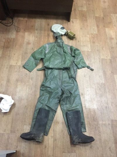 Лот: 9671463. Фото: 1. Резиновый костюм и сапоги ! Для... Другое (рыбалка)