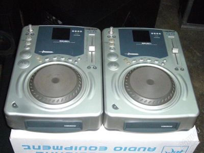 Лот: 2260779. Фото: 1. CD-проигрыватель Reloop RCD-800... DJ-оборудование