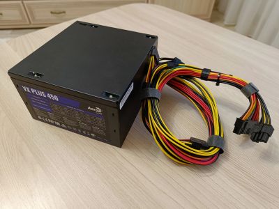 Лот: 20308854. Фото: 1. Блок питания AeroCool VX PLUS... Корпуса, блоки питания