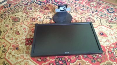 Лот: 5172300. Фото: 1. Acer v193hqv. ЖК-мониторы