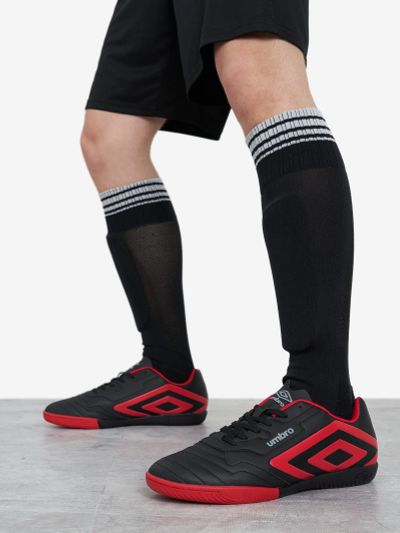 Лот: 25536012. Фото: 1. Бутсы мужские Umbro Legend Ic... Другое (одежда, обувь, галантерея)