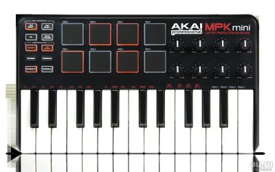 Лот: 9921784. Фото: 1. Миди клавиатура Akai MPK Mini. MIDI-оборудование