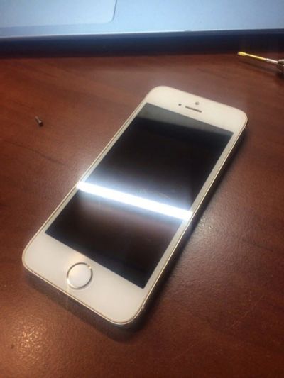 Лот: 9832378. Фото: 1. IPhone 5s 64Gb. Смартфоны