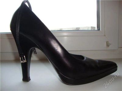 Лот: 1299423. Фото: 1. Туфли Nursace р. 38,5. Туфли