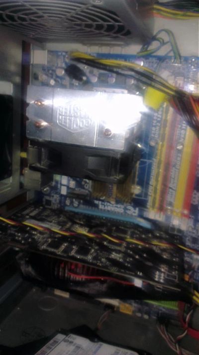 Лот: 5290607. Фото: 1. Intel Core 2 Quad Q8200 Radeon... Компьютеры в сборе