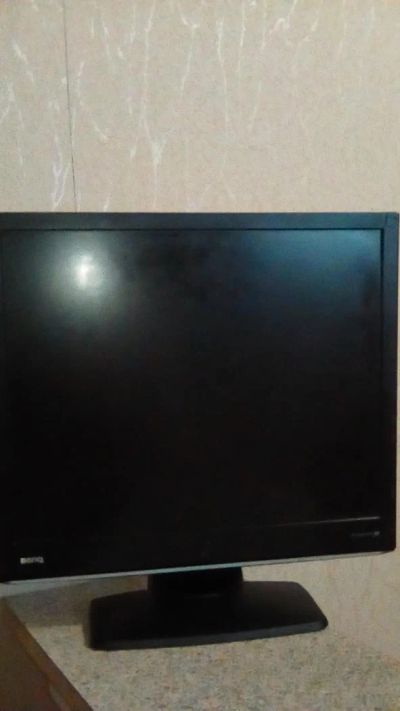 Лот: 10995145. Фото: 1. монитор 19". ЖК-мониторы