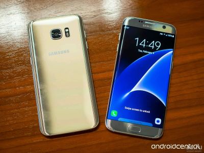Лот: 8522686. Фото: 1. Samsung s7 edge 32gb gold. Смартфоны