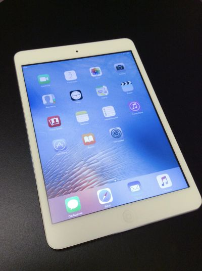 Лот: 15590405. Фото: 1. iPad mini Wi-Fi 16Gb White MD531S... Планшеты