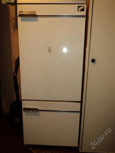 Лот: 1038356. Фото: 1. холодильник бирюса. Холодильники, морозильные камеры