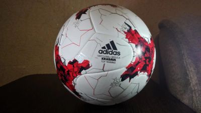 Лот: 10848008. Фото: 1. Мяч Adidas Krasava. Мячи, ракетки, шайбы, клюшки