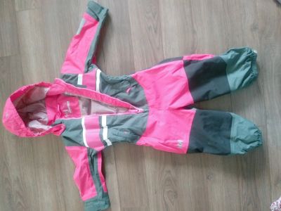 Лот: 13760753. Фото: 1. Комбинезон Helly Hansen р.92-98... Костюмы, пиджаки, комбинезоны