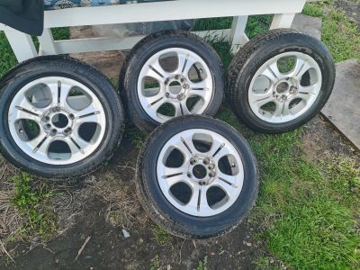 Лот: 22572357. Фото: 1. Комплект колёс. Другое (автозапчасти)