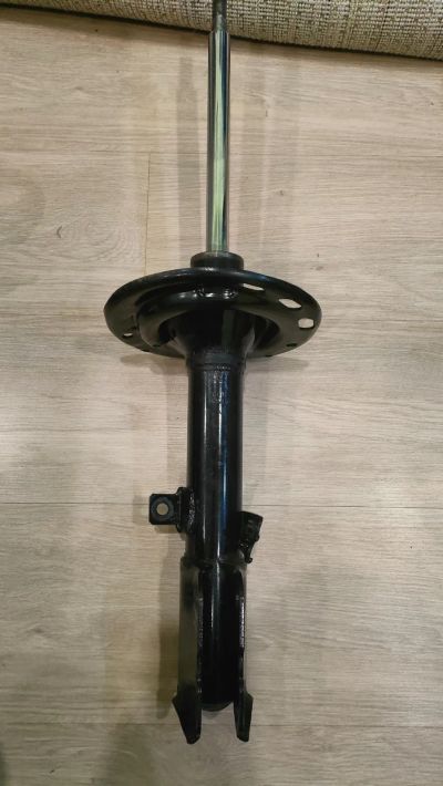 Лот: 19505535. Фото: 1. Стойка Toyota Camry 40 2006-2011... Ходовая, подвеска, рулевое управление