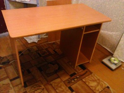 Лот: 3455089. Фото: 1. Компьютерный стол. Компьютерные и письменные столы