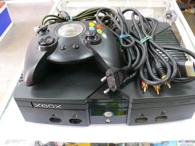 Лот: 8117064. Фото: 1. Microsoft XBOX самый первый оригинальный... Игровые приставки, консоли