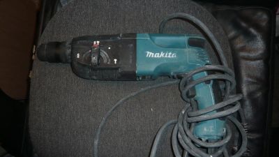 Лот: 3621718. Фото: 1. Перфоратор Makita HR 2450/ 780wt. Электроинструмент