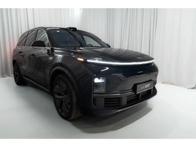 Лот: 25267010. Фото: 1. Внедорожник LiXiang L9 2025. Автомобили