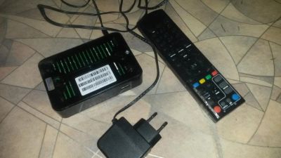 Лот: 8831174. Фото: 1. IPTV приставка MAG-245 б\у (прошита... Цифровое, спутниковое ТВ