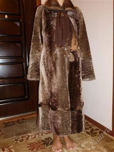 Лот: 2026206. Фото: 1. Шуба мутоновая. Верхняя одежда