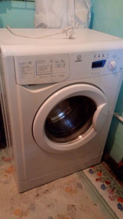 Лот: 16284586. Фото: 1. Стиральная машинка Indesit WISE... Стиральные машины