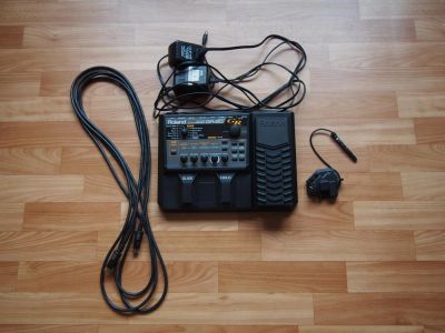 Лот: 5075598. Фото: 1. Гитарный синтезатор Roland GR20... Гитарные эффекты и комбоусилители