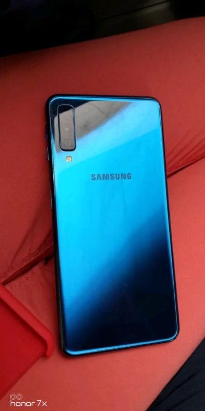 Лот: 13968447. Фото: 1. Samsung Galaxy a7 2018. Смартфоны