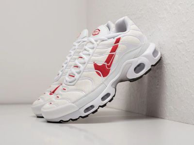 Лот: 20288145. Фото: 1. Кроссовки Nike Air Max Plus TN. Кеды, кроссовки, слипоны