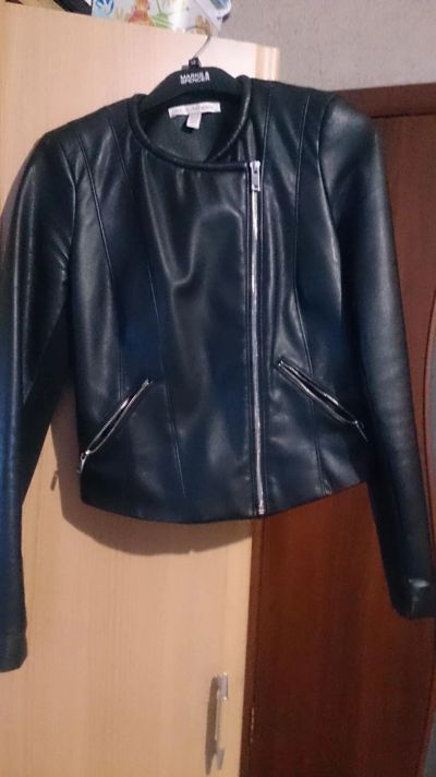 Лот: 9050428. Фото: 1. куртка Zara размер 42. Верхняя одежда