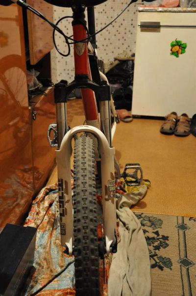 Лот: 3101743. Фото: 1. Вилка RockShox Tora 302 130mm... Запчасти