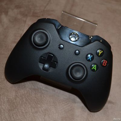 Лот: 16544688. Фото: 1. Геймпад xbox one. Аксессуары для игровых приставок, консолей, геймпады