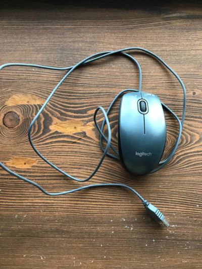 Лот: 17061059. Фото: 1. Компьютерная мышь Logitech. Клавиатуры и мыши