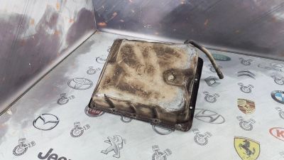Лот: 23587602. Фото: 1. Поддон КПП Mitsubishi Pajero iO... Трансмиссия
