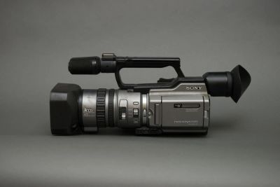Лот: 11318738. Фото: 1. Sony vx 2100e. Видеокамеры