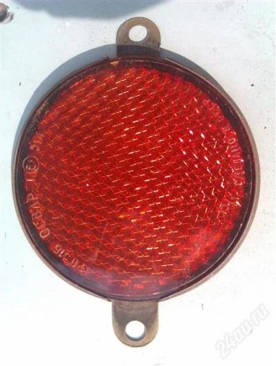 Лот: 1008932. Фото: 1. отражатель красный d_8см. Другое (детский транспорт)