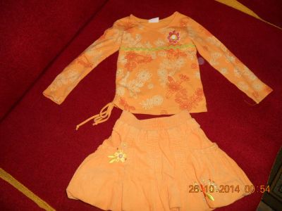 Лот: 5250755. Фото: 1. комплект юбка и кофта. Костюмы, пиджаки, комбинезоны