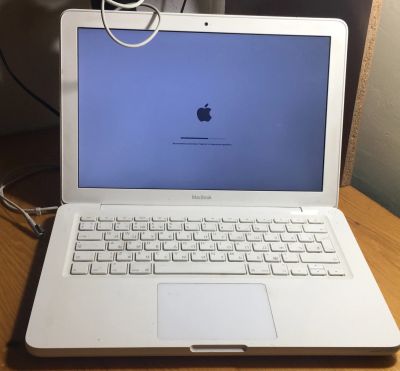 Лот: 11825921. Фото: 1. ноутбук Apple Macbook 13" mid... Ноутбуки