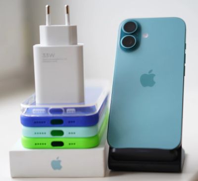 Лот: 25092953. Фото: 1. iPhone 16, 128 GB. SIM+eSIM. Смартфоны